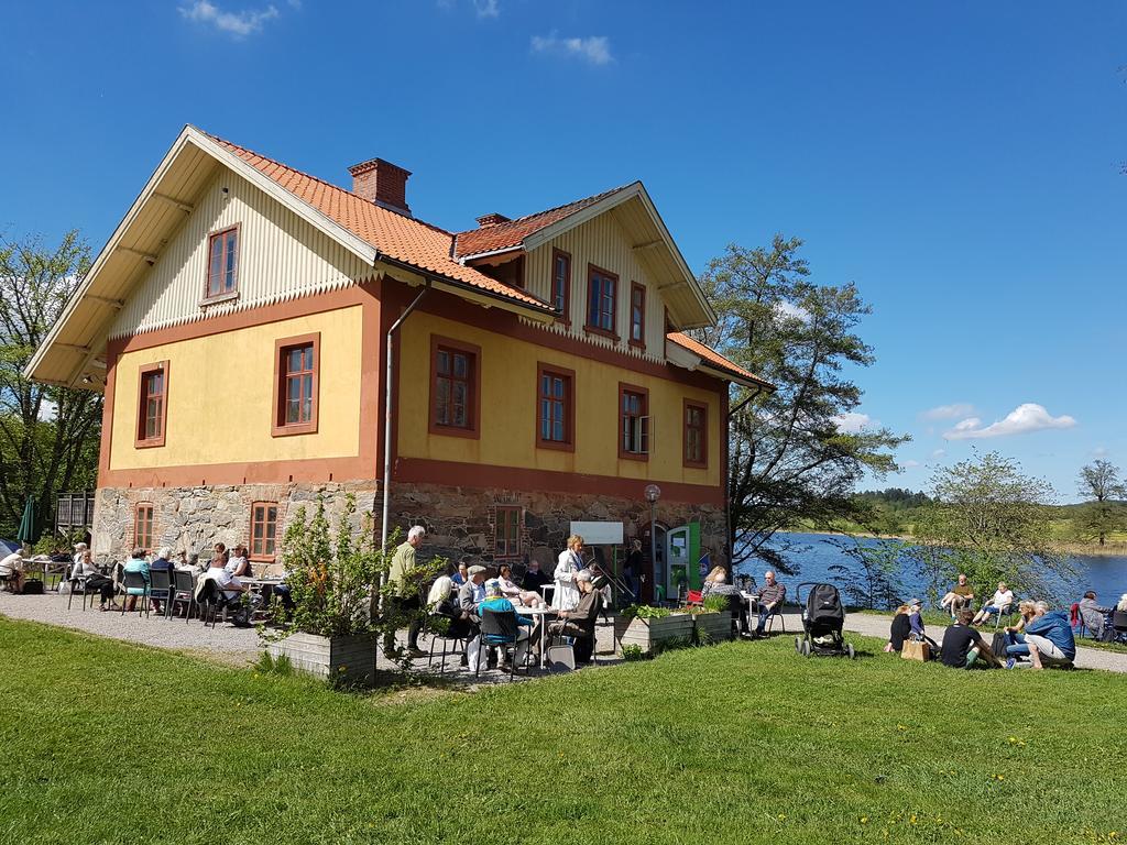 Naeaes Slott Konuk evi Floda  Dış mekan fotoğraf